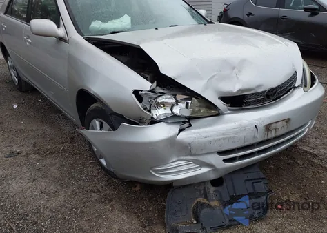 2003 Toyota Camry Le from USA, damaged, VIN 4T1BE32K93U190996